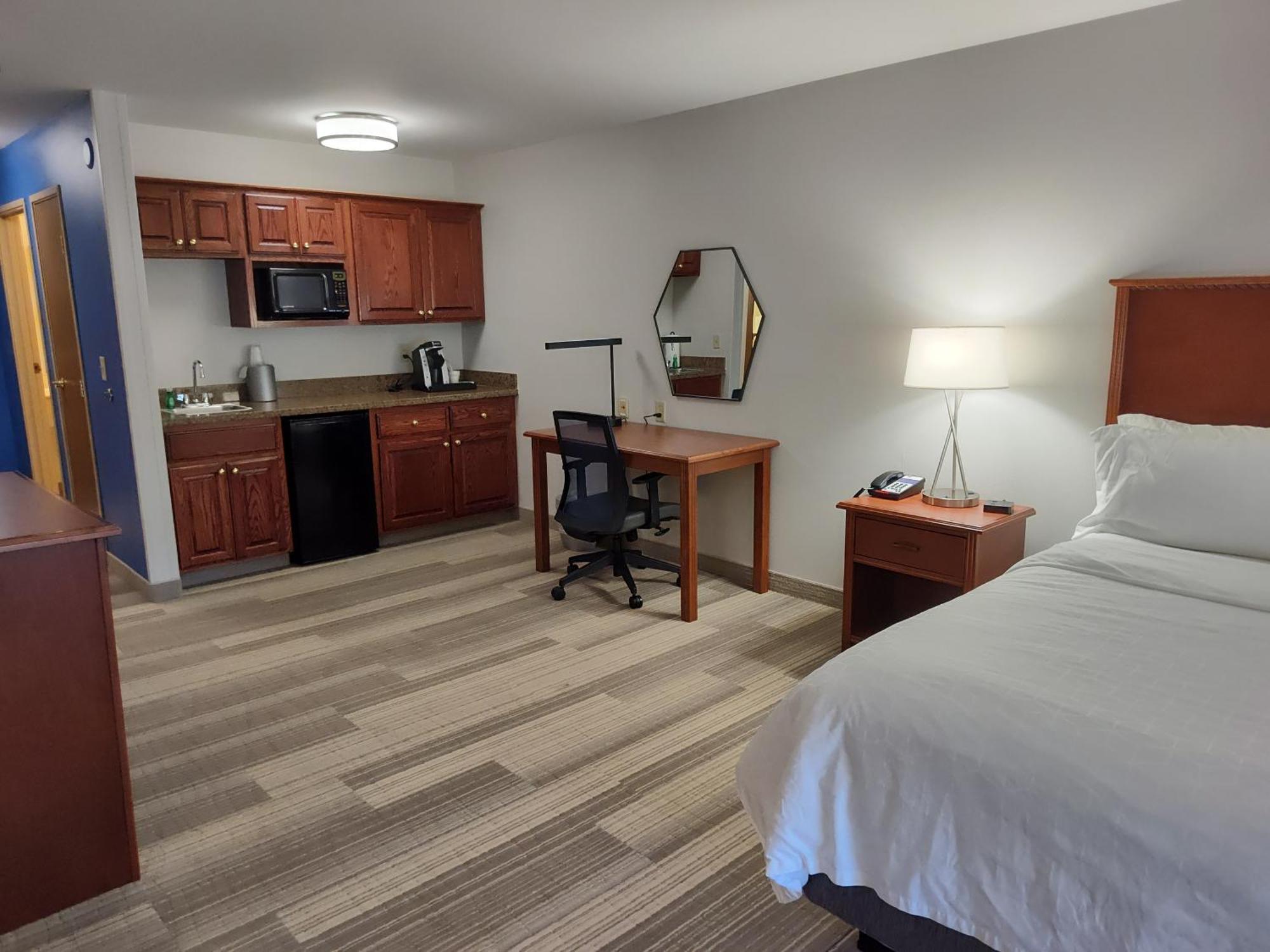 Holiday Inn Express Hotel & Suites Sioux Falls At Empire Mall, An Ihg Hotel Esterno foto