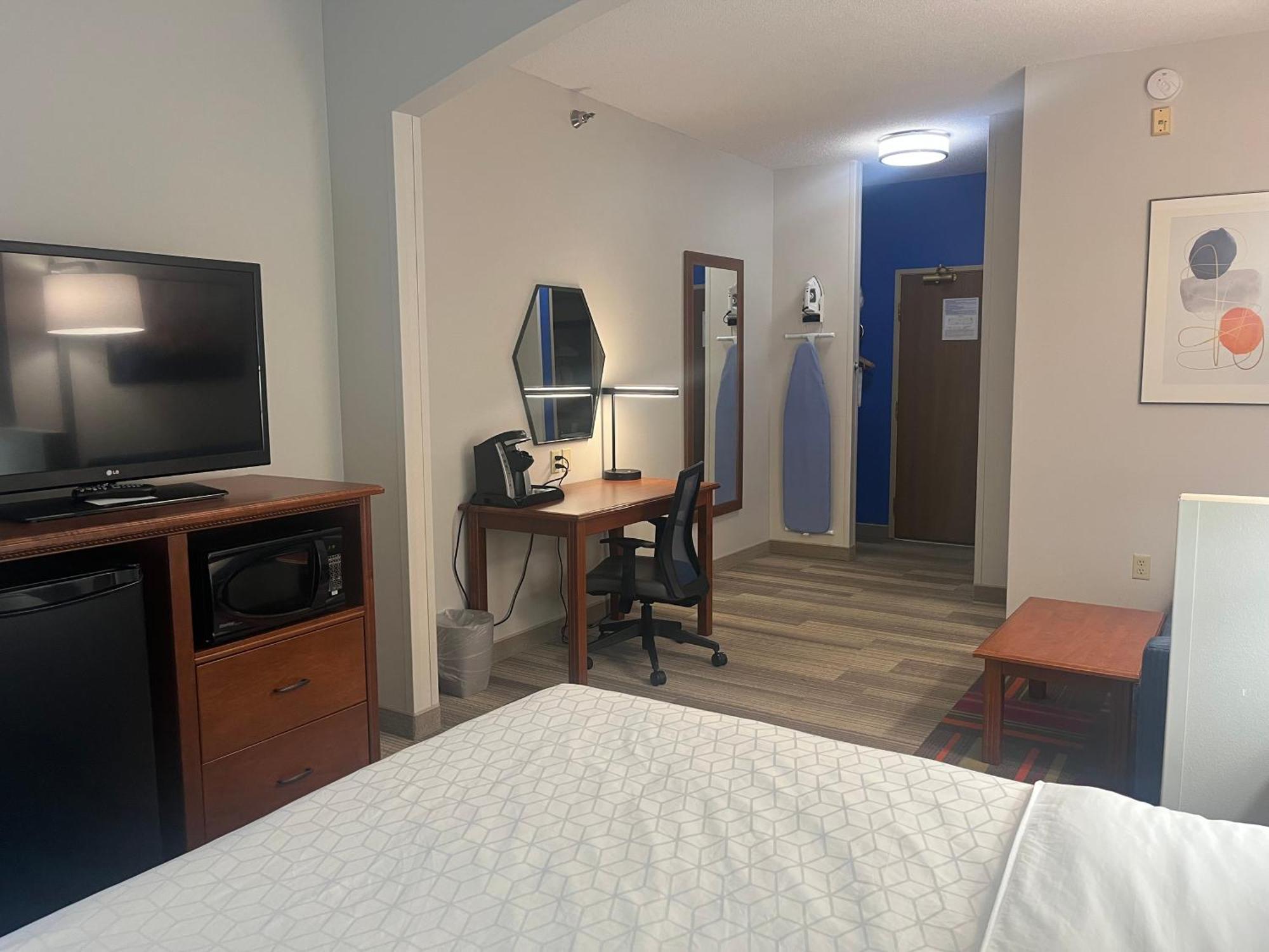 Holiday Inn Express Hotel & Suites Sioux Falls At Empire Mall, An Ihg Hotel Esterno foto