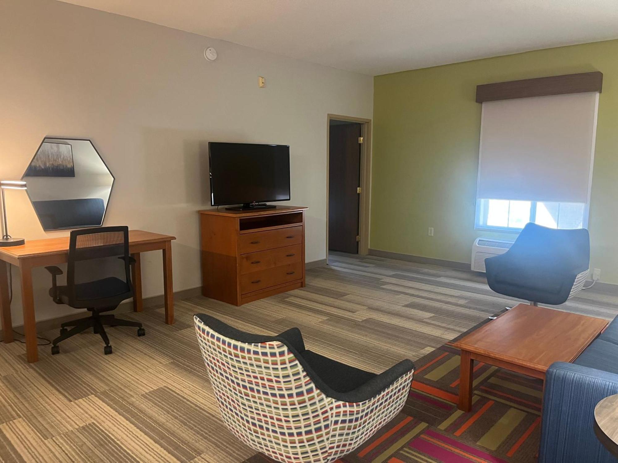 Holiday Inn Express Hotel & Suites Sioux Falls At Empire Mall, An Ihg Hotel Esterno foto