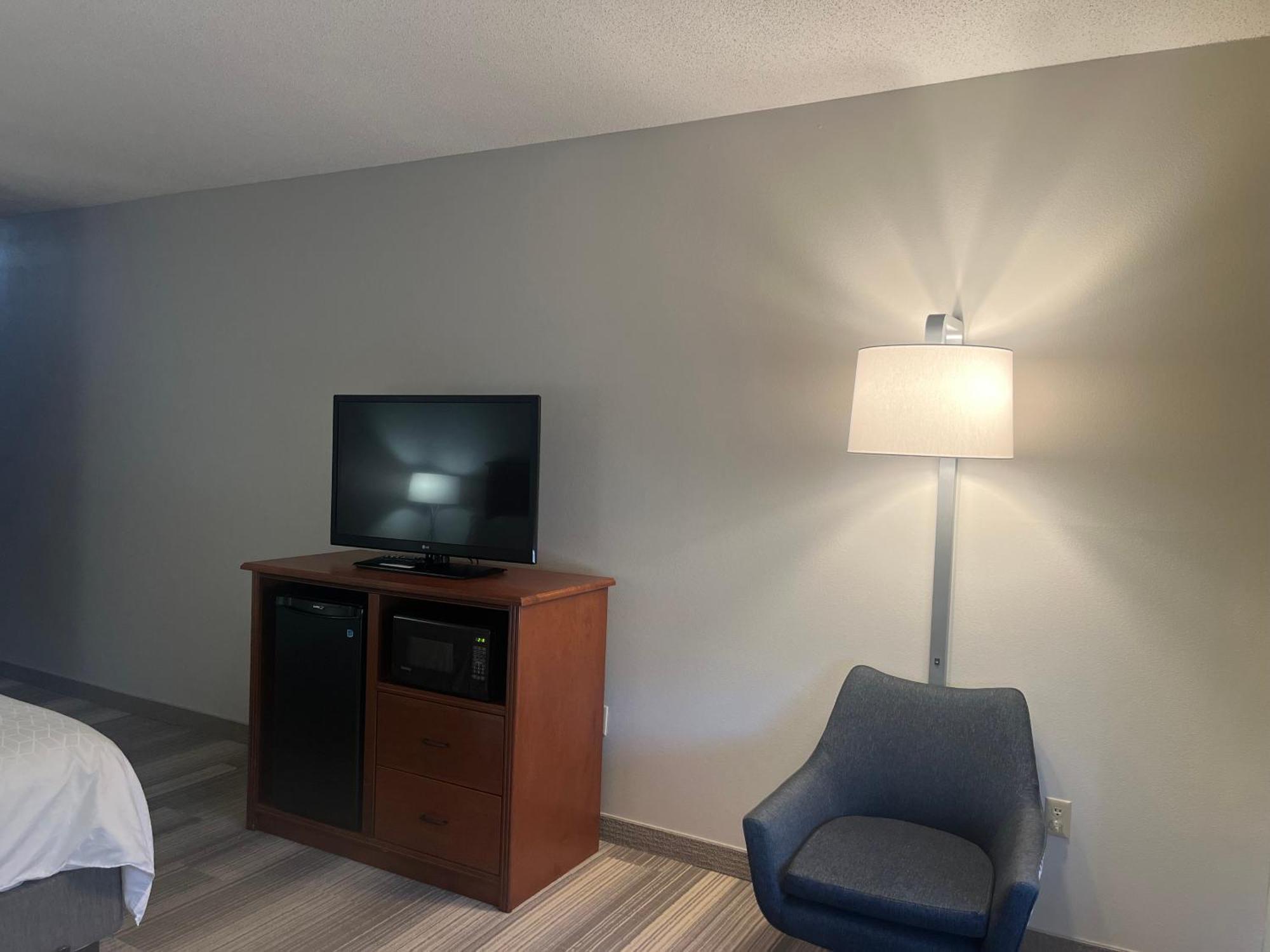 Holiday Inn Express Hotel & Suites Sioux Falls At Empire Mall, An Ihg Hotel Esterno foto